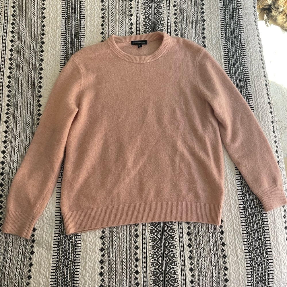Banana Republic Pale Pink Soft Sweater